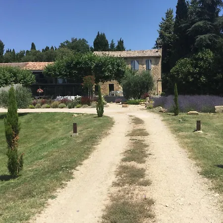 Provencal With Heated Pool Located To De Provence, 12 People * Salon-de-Provence