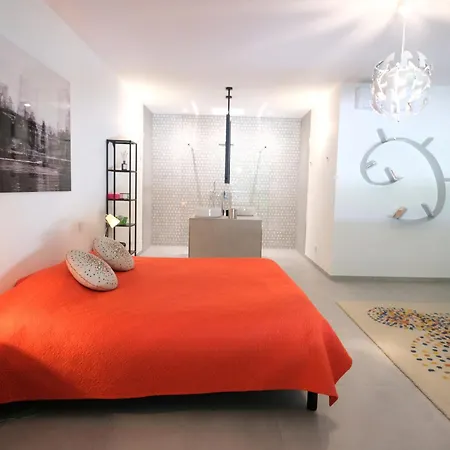 Villa Provencal With Heated Pool Located To De Provence, 12 People *