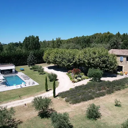 Villa Provencal With Heated Pool Located To De Provence, 12 People